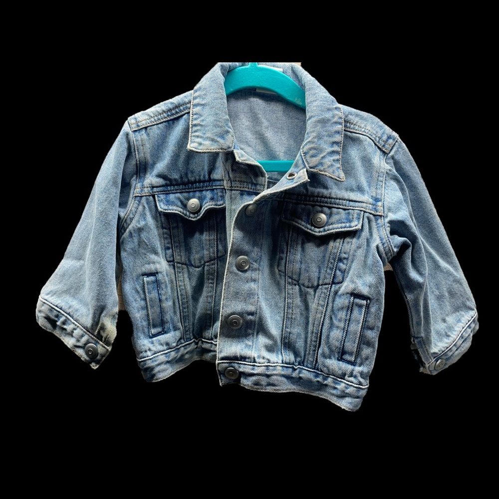 Gap factory 12-24 month L-XL vintage denim jacket.